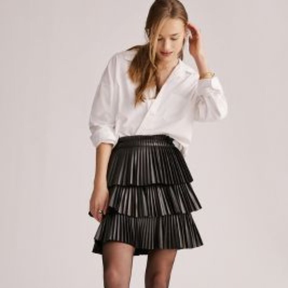 NWT Anthropologie x Mare‎ Mare Tiered Faux Leather Mini Skirt Black Women Size M